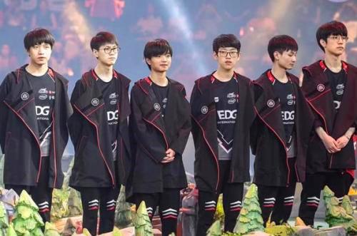 这场比赛的 这场比赛的