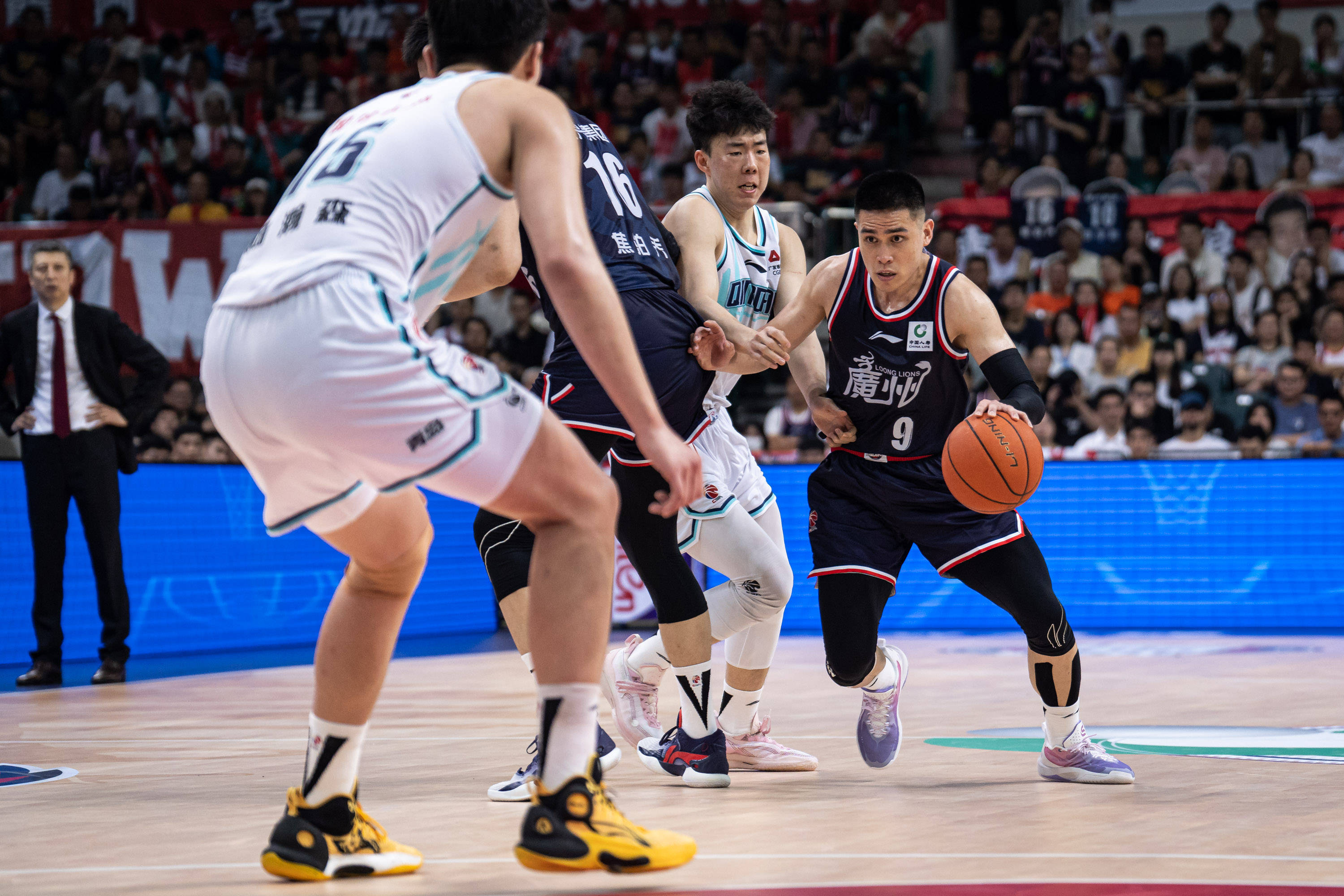 决断性动作 决断性动作