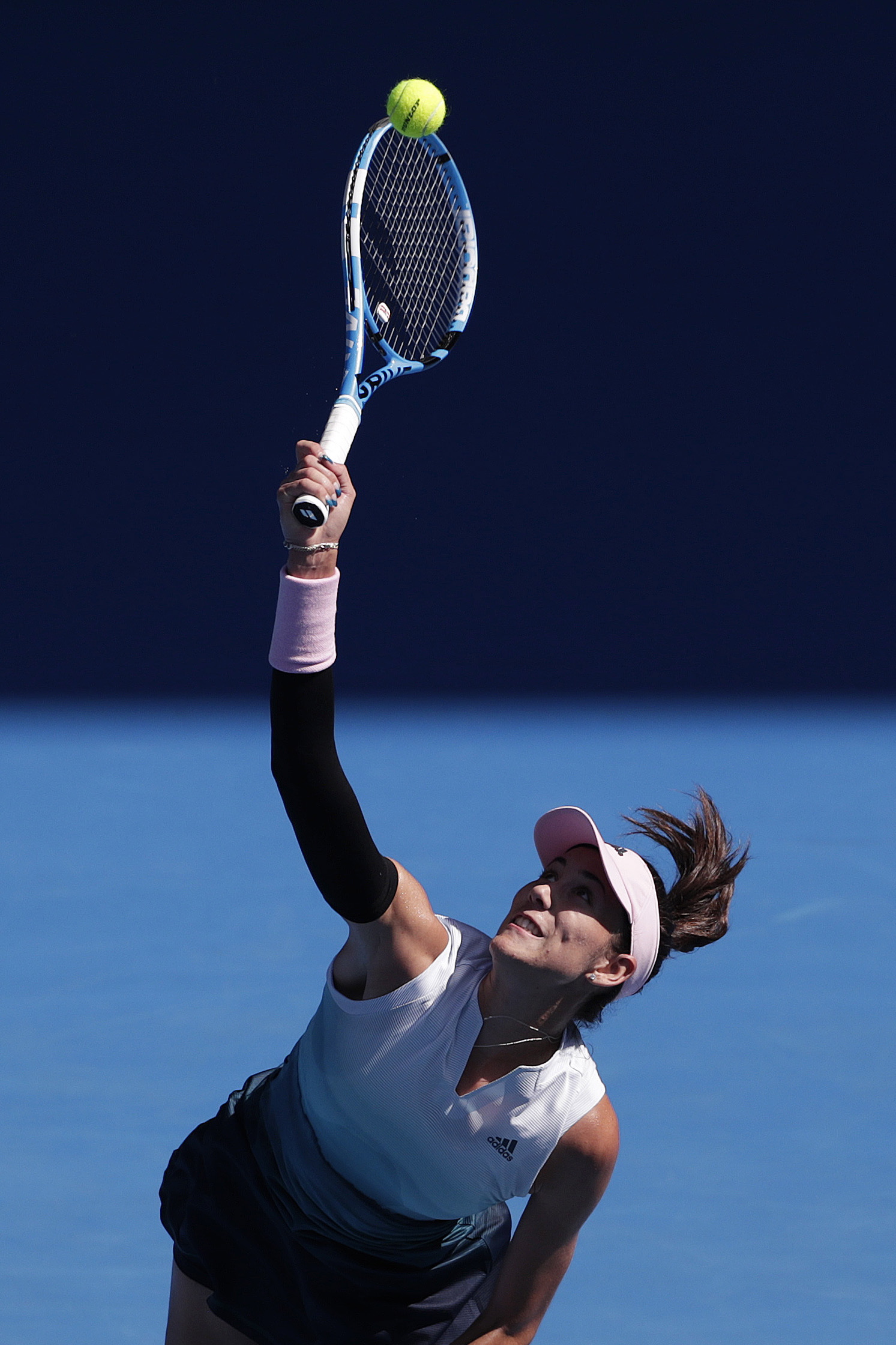 宣布暂停当 宣布暂停当