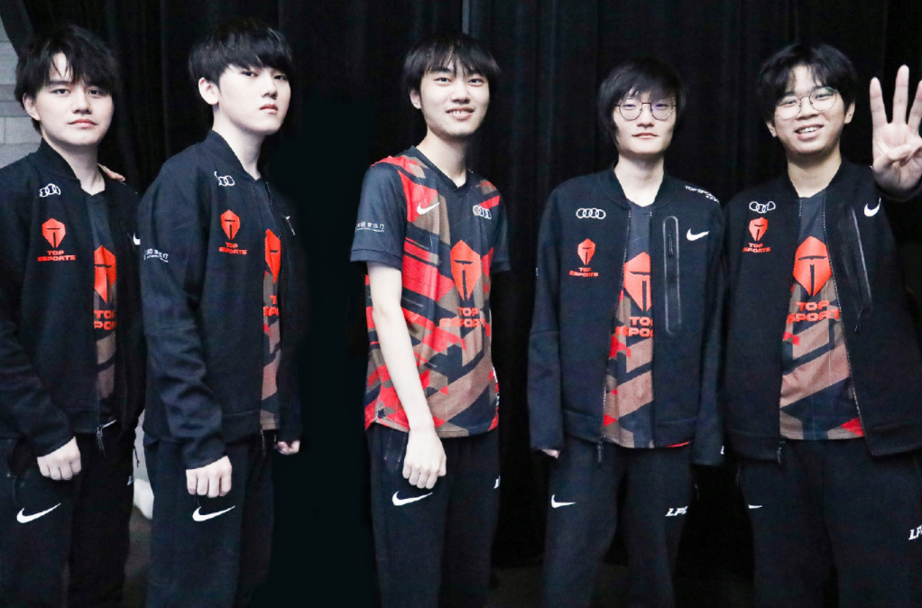 方防线的突 方防线的突