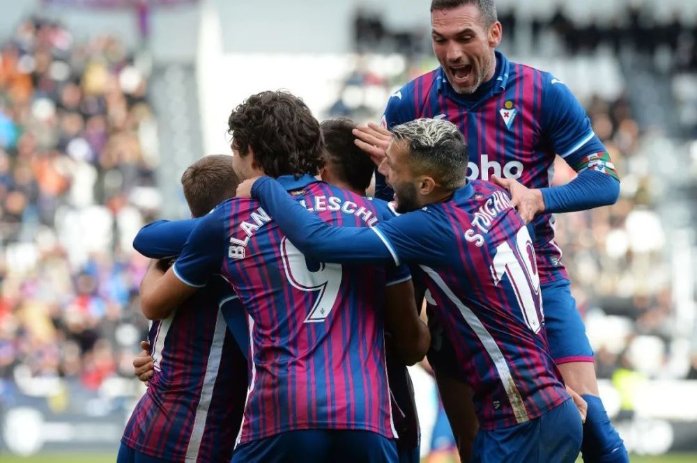 保持与对手 保持与对手