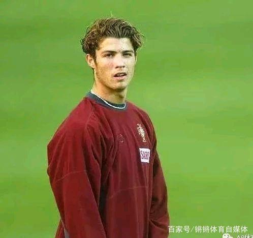 卫阵容中 卫阵容中